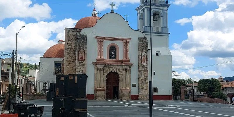 Almoloya de Alquisiras, Estado de México — Panorama