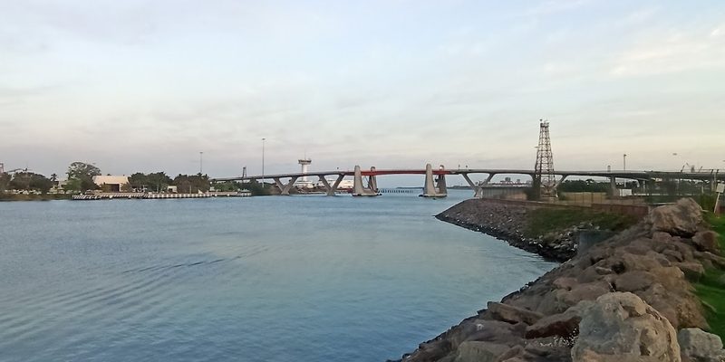 Lázaro Cárdenas, Michoacán — Skyline