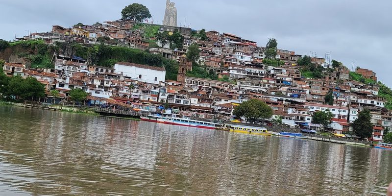 Pátzcuaro, Michoacán — Skyline