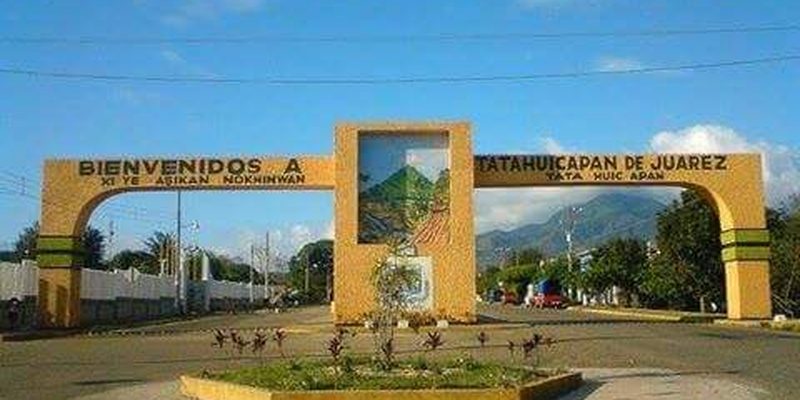 Tatahuicapan de Juárez, Veracruz — Skyline