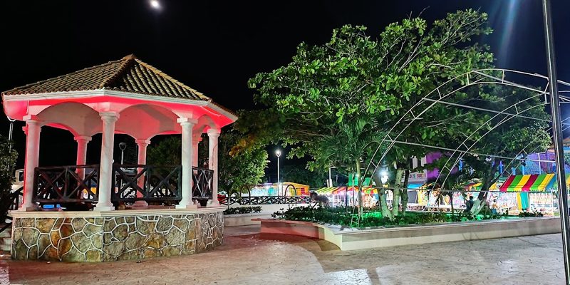 Telchac Puerto, Yucatán — Skyline
