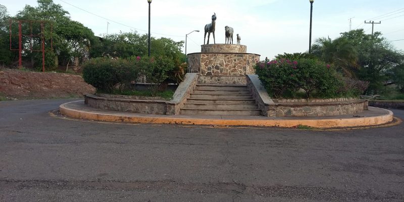 Tiquicheo de Nicolás Romero, Michoacán — Centro