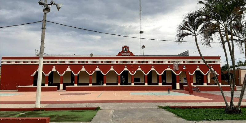 Yaxkukul, Yucatán — Skyline